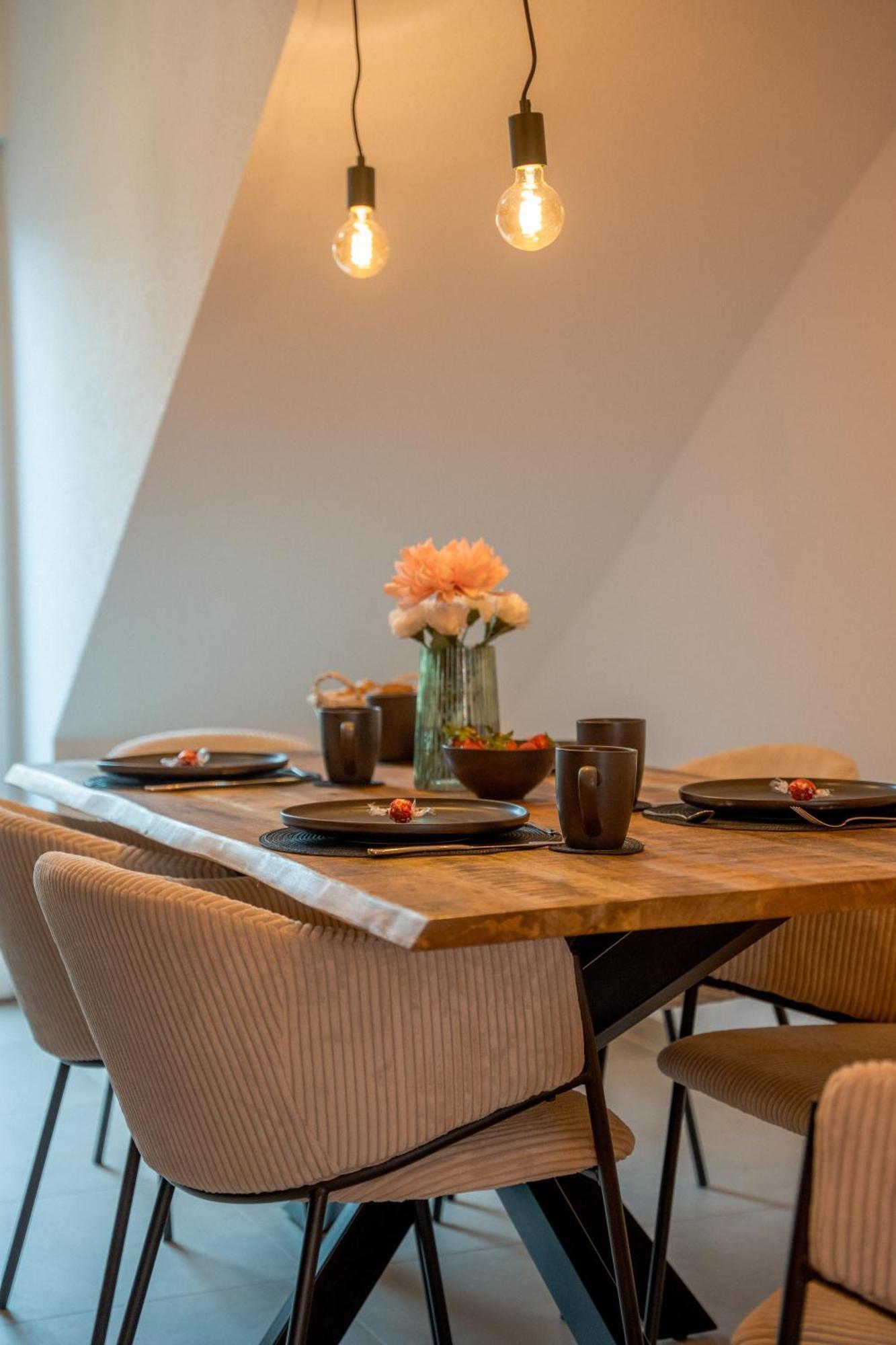 Schlossberg Residences - Design City-Apartment Im Herzen Der Weinstrasse Neustadt an der Weinstraße Buitenkant foto