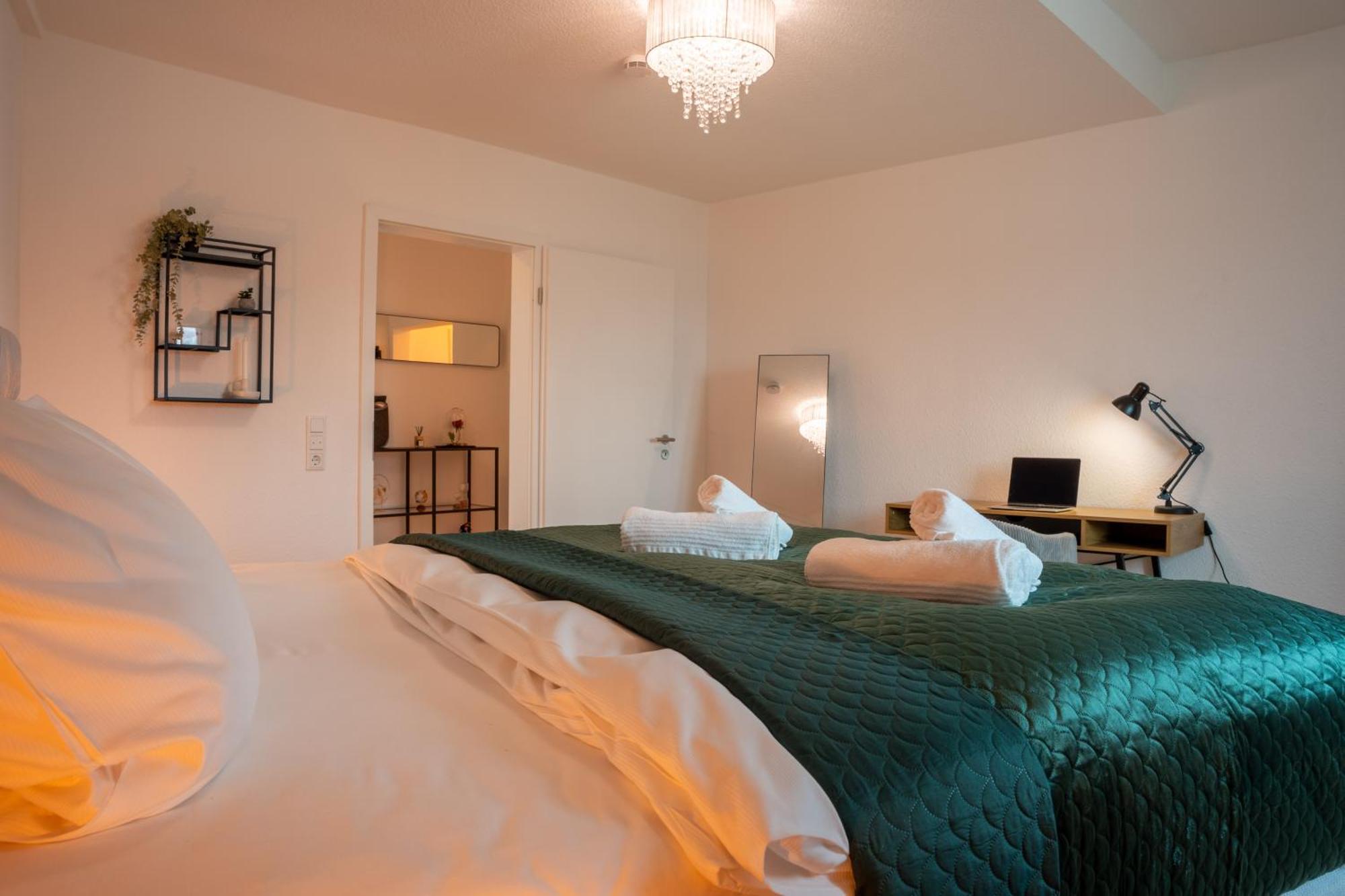 Schlossberg Residences - Design City-Apartment Im Herzen Der Weinstrasse Neustadt an der Weinstraße Buitenkant foto
